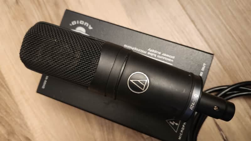 Audio-Technica AT4060 Large Diaphragm Cardioid Tube Condenser Microphone