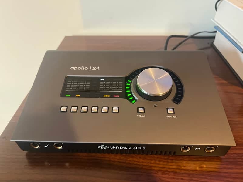 Universal Audio Apollo x4 QUAD Thunderbolt 3 Audio Interface Minty