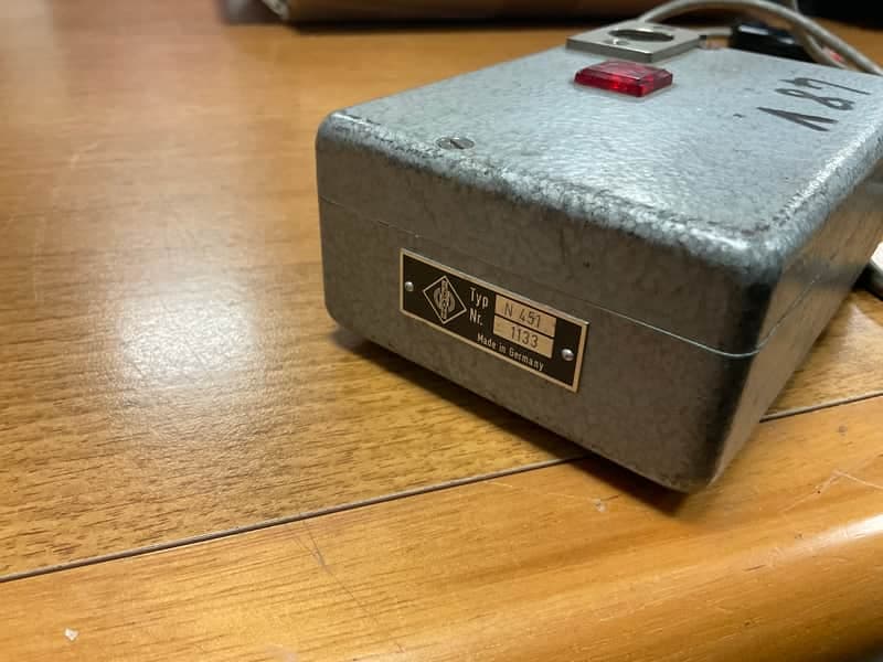 Neumann N 451# 1133 # psu 48V vintage original ….