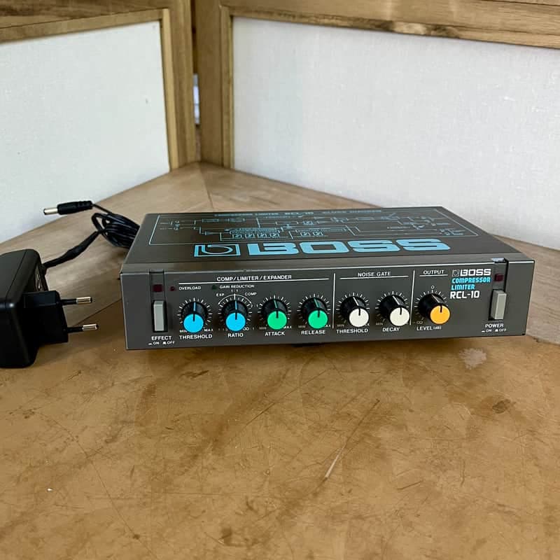 Boss RCL-10 Micro Rack Series + power supply