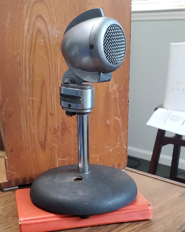 Turner 22D Dynamic Microphone 1950s - satin chrome