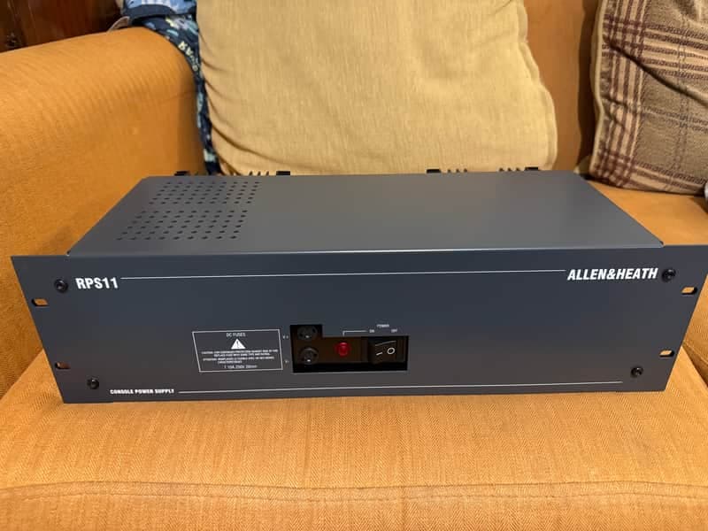 RPS11 mixing console external linear power supply