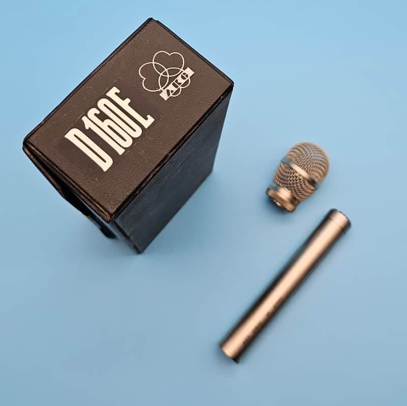 ☆Vintage 1960s AKG D160E *Refoamed* Dynamic Microphone w/ Case Beatles Microphone D160 D190 D1000 635A Alt