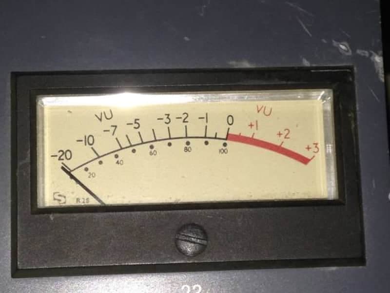 Neve 8200 series console VU meter Sifram?