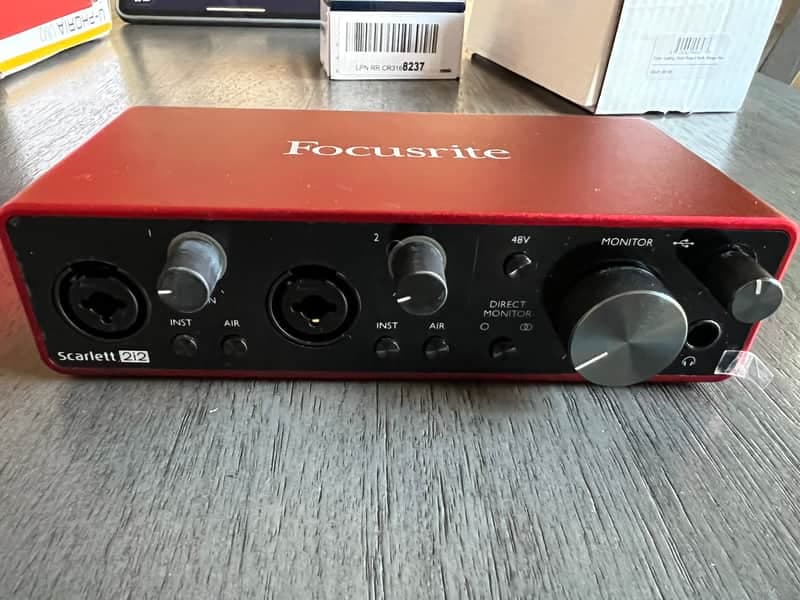Focusrite Scarlett Solo 3rd Gen USB Audio Interface 2019 - Present - Red / Black