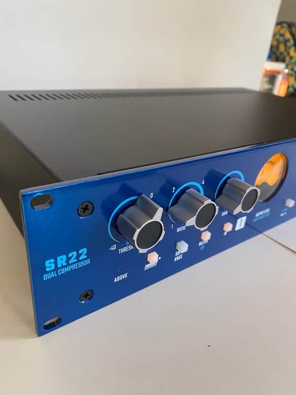 API SR22 - compressor / limiter excellent condition