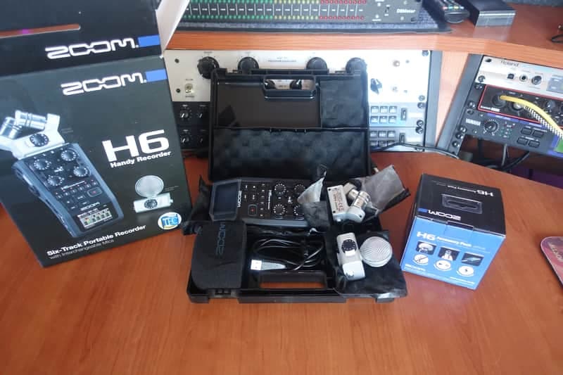 Zoom H6 + Accessory Kit
