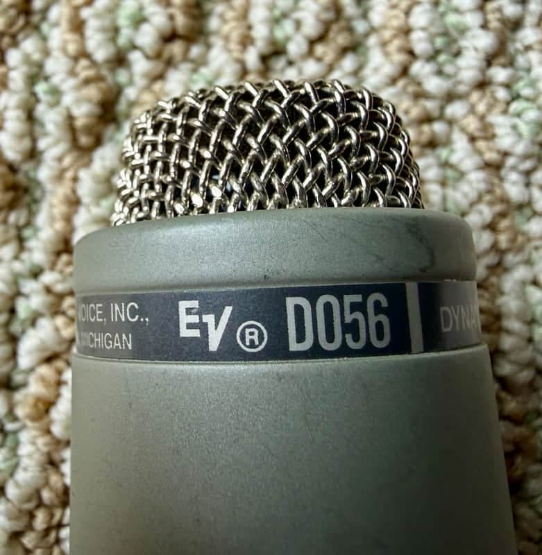 Electro-Voice DO56 Shock-Isolated Omnidirectional Dynamic Microphone - Very Good
