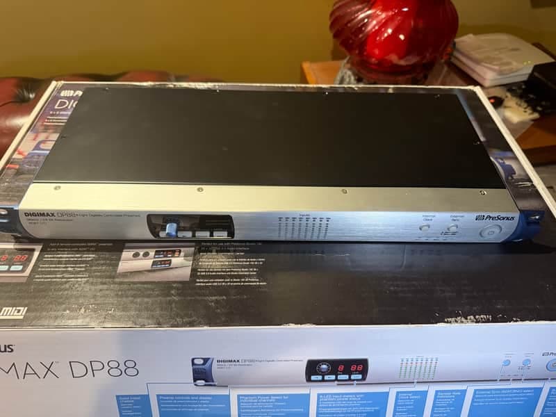 PreSonus Digimax DP88 8-Channel Mic Preamp with AD/DA Converter 2010s - Silver