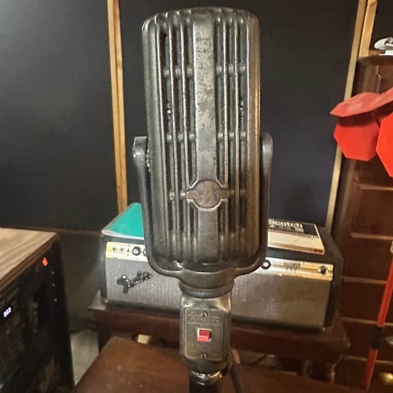 1940's AMPERITE RSH RIBBON MICROPHONE - RESTORED New ribbon, New Cinimag transformer, New XLR Cable
