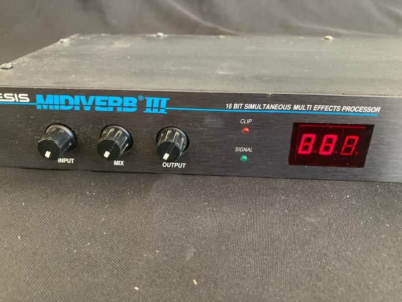 Alesis Midiverb III 16-Bit Digital Effects Processor 1990s - Black