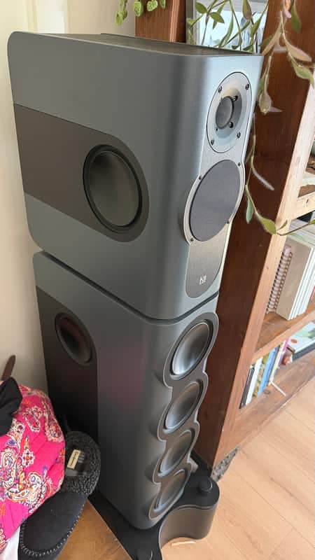 Kii Audio Three BXT Monitor System with risers 2024 - Dark Grey