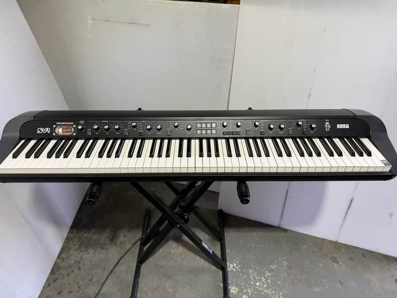 Korg SV1-88 Stage Vintage Digital Piano 2009 - Present - Black with White / Black Keys