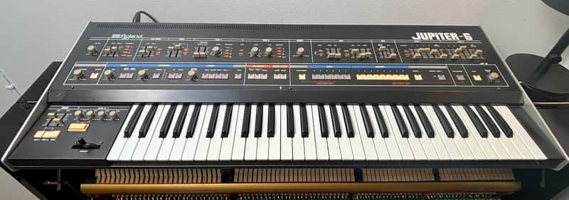 Roland Jupiter 6 61-Key Synthesizer 1983 - 1985 - Black