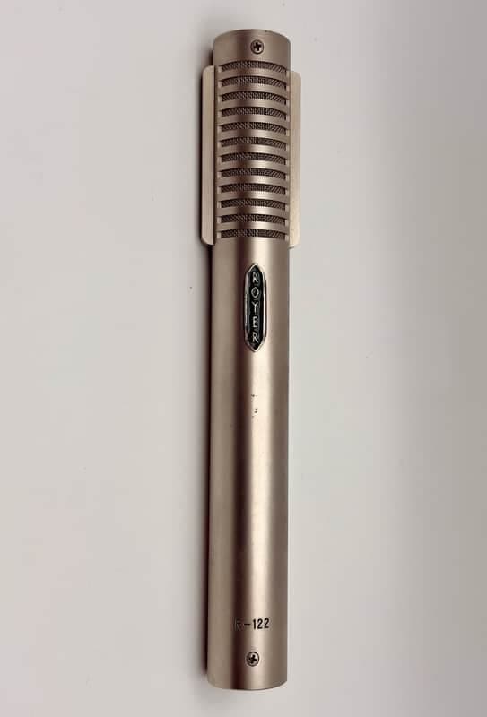 Royer R-122 Active Ribbon Microphone, Pouch and Wood Case