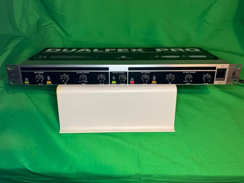 Behringer Dualfex Pro EX2200 Multiband Sound Enhancer / Exciter 2000s - Black / Silver