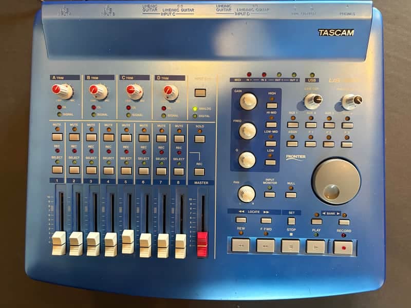 TASCAM US-428 USB Audio Interface 2000s - Blue
