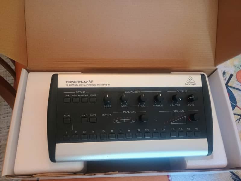 Behringer Powerplay P16-M 16-Channel Digital Personal Mixer 2011 - Present - Standard