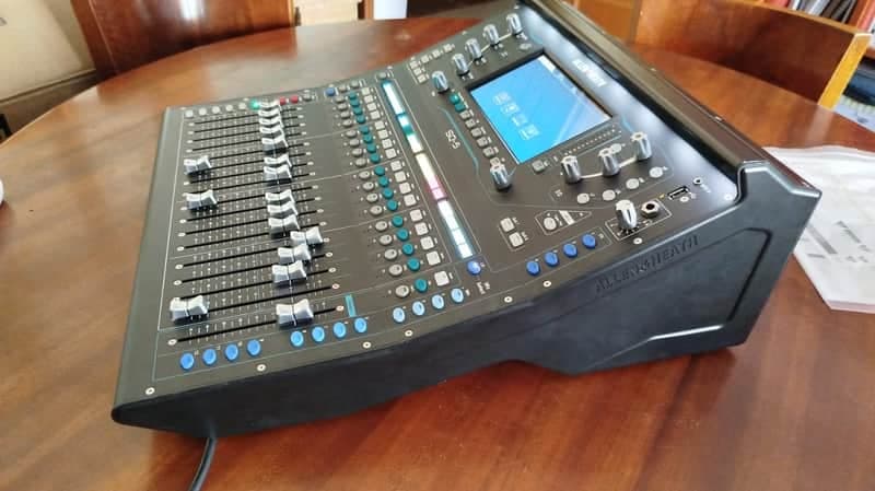 Allen & Heath SQ-5 48-Channel Digital Mixer/USB Interface 2017 - Present - Black