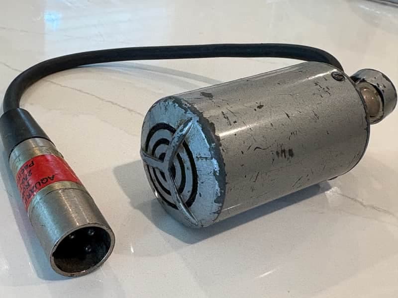 Vintage 1960's Altec Lansing 660 Dynamic Microphone (Salt Shaker)