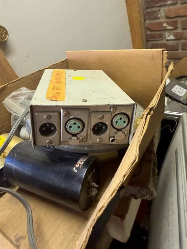 Sennheiser MKH Mic power supply