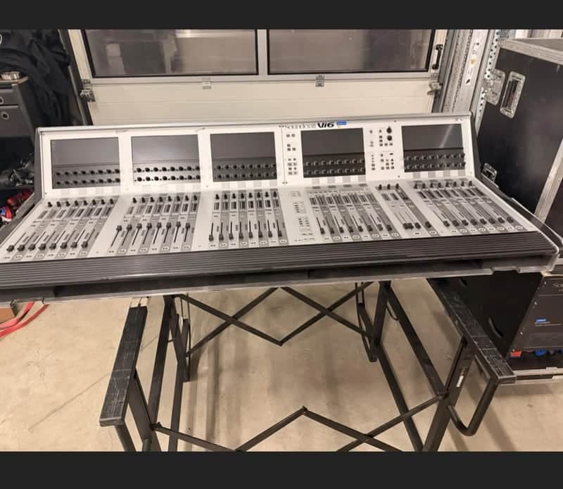 Soundcraft Vi6 (+Vi600 Upgrade)