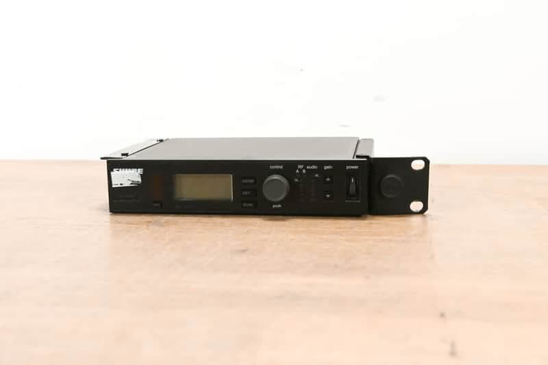 Shure ULXD4 Digital Wireless Receiver L50 Range: 632-696 MHz (NO PSU) CG0132T
