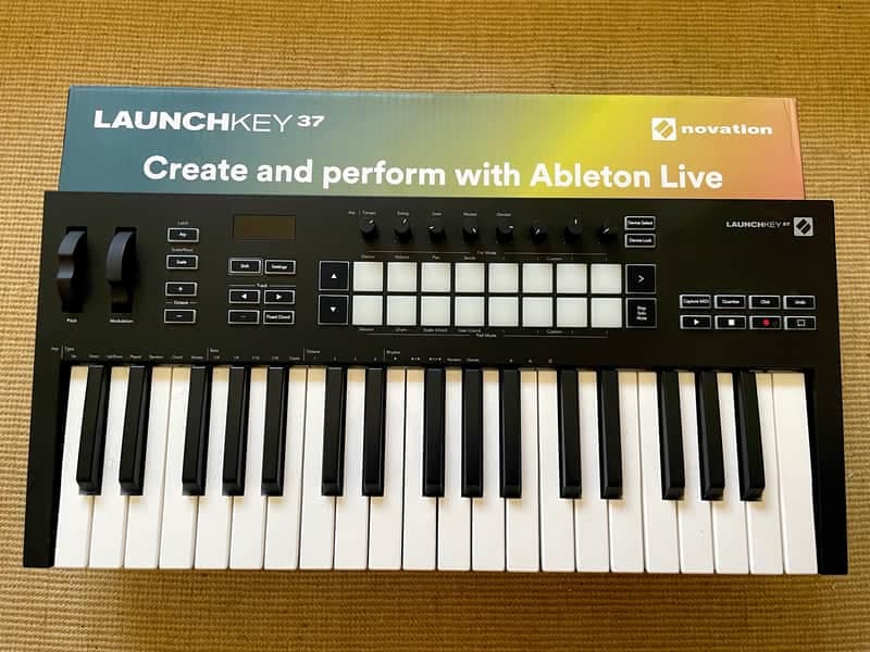 Novation Launchkey 37 MKIII MIDI Keyboard Controller