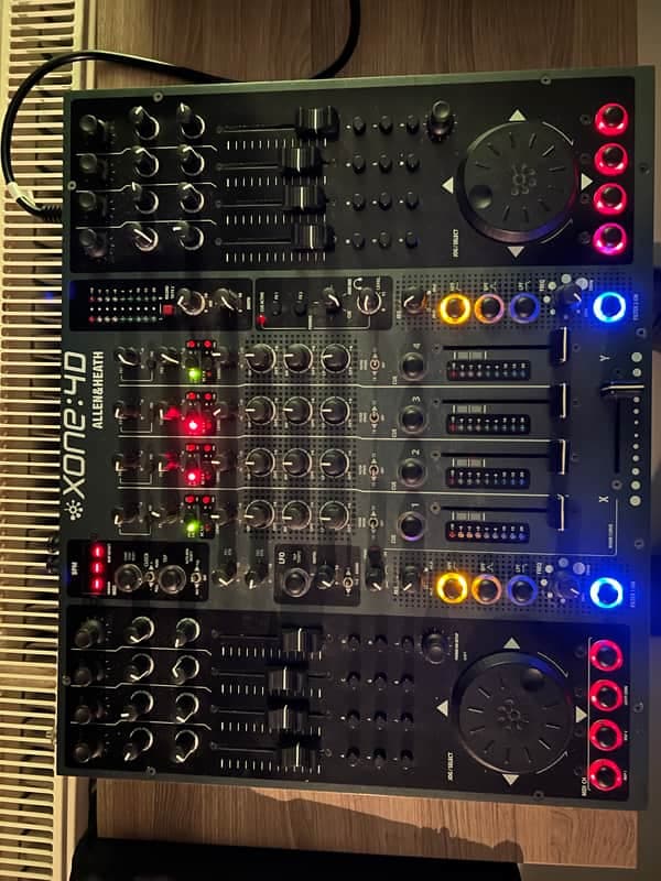 XONE 4D analogue mixer and DJ Controller