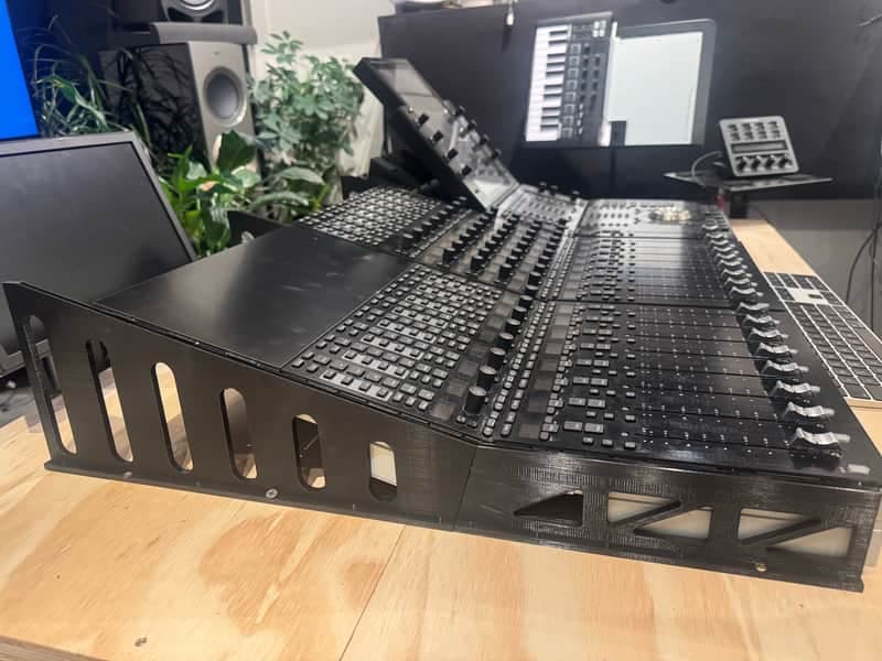Avid S6 M10 - Custom casing
