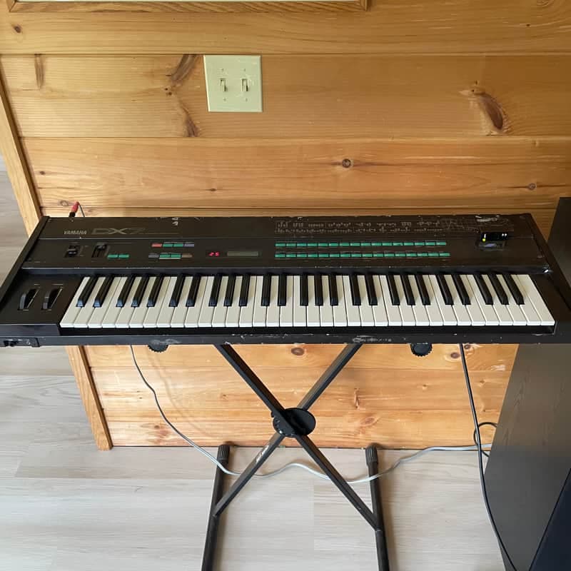 Yamaha DX7 Programmable Algorithm Synthesizer + Symphony 128 Ram card1983 - 1987 - Black
