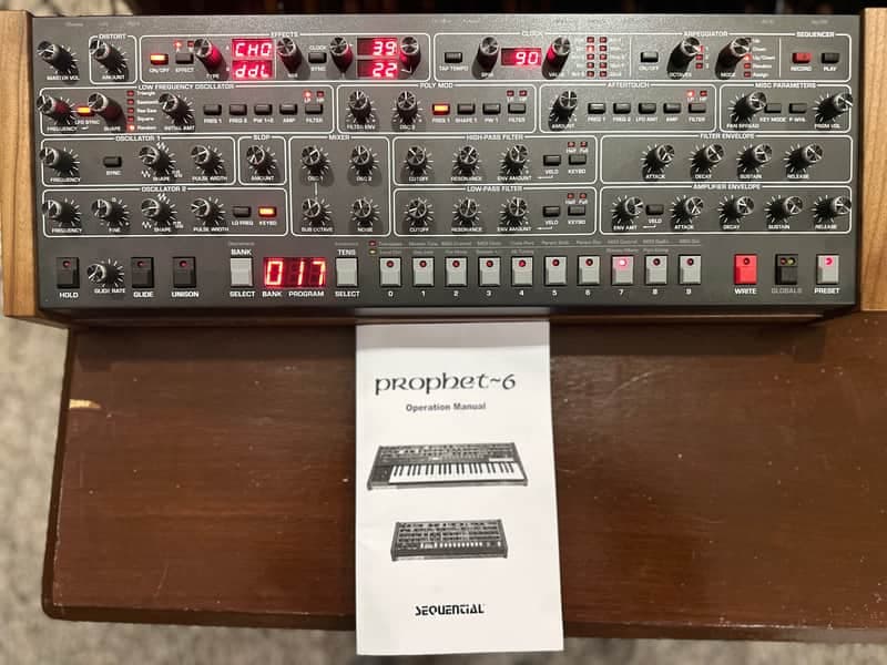 Sequential Prophet-6 Desktop 6-Voice Polyphonic Synthesizer 2018 - 2020 - Black with Wood Sides