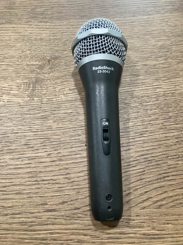 Radio Shack 33-3042 Dynamic Mic