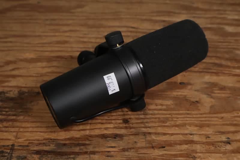 Shure SM7B Cardioid Dynamic Microphone