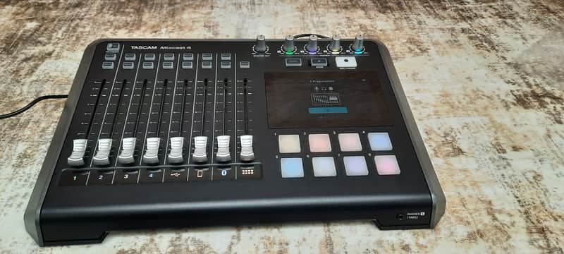 TASCAM Mixcast 4 Digital Audio Workstation 2021 - Present - Silver