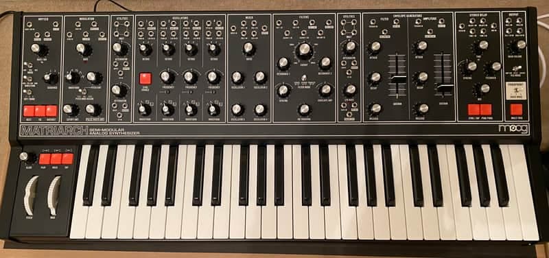 Moog Matriarch Dark (Mint)