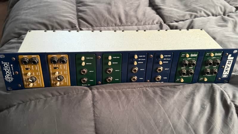 Radial J Rak 8 with 8 DI Boxes