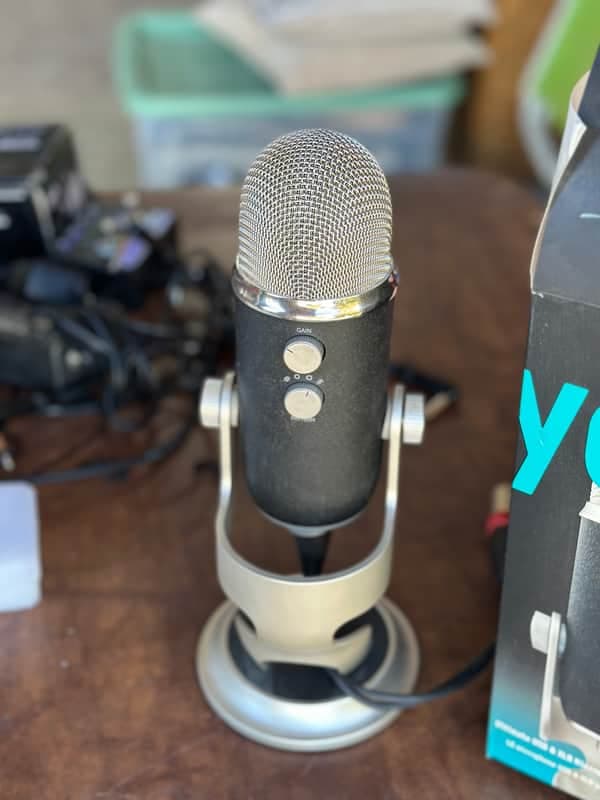 Blue Microphones Yeti Pro USB and Stereo Mic 2018?