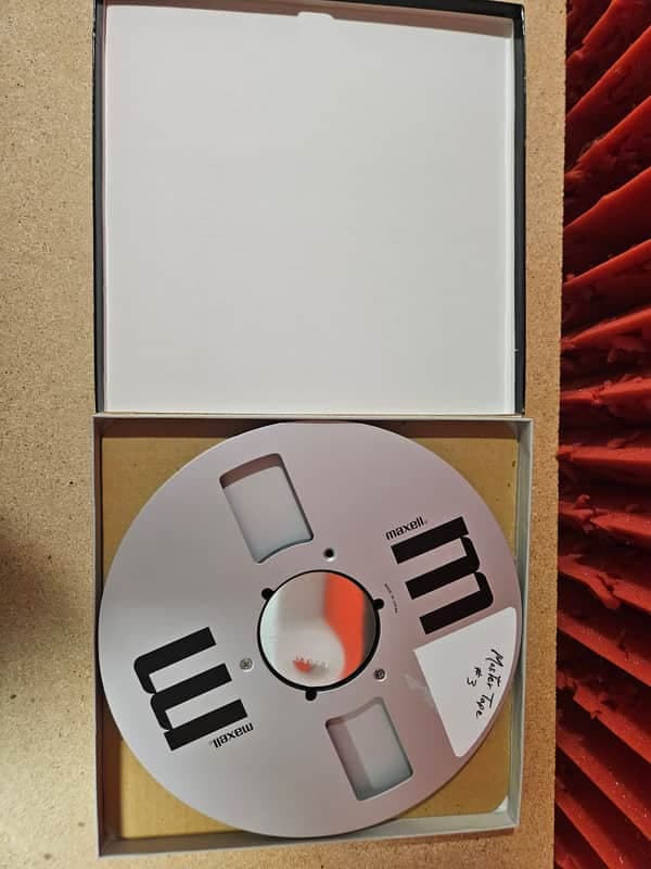 10-1/2" Take Up Reel for 1/4" recording tape