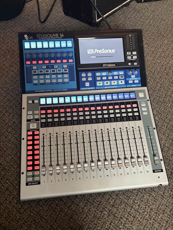 PreSonus StudioLive 16 Series III 16-Channel Digital Mixer 2010s - Standard