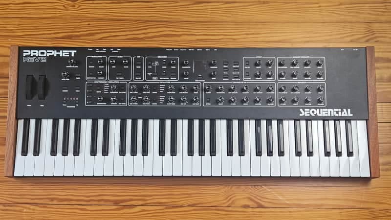 Sequential Prophet Rev2 61-Key 16-Voice Polyphonic Synthesizer 2018 w/ original box