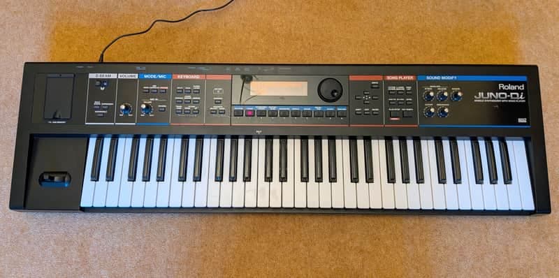 Roland Juno Di 61-Key Synthesizer