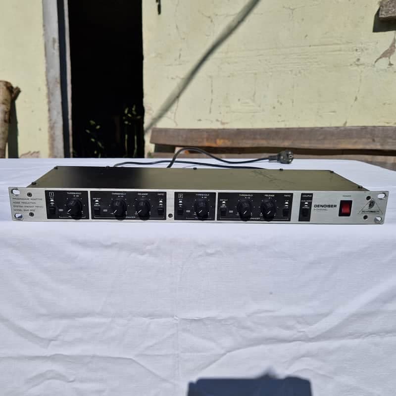 Behringer Denoiser SNR202 2-Channel Noise Reduction System 1990s - Black / Silver
