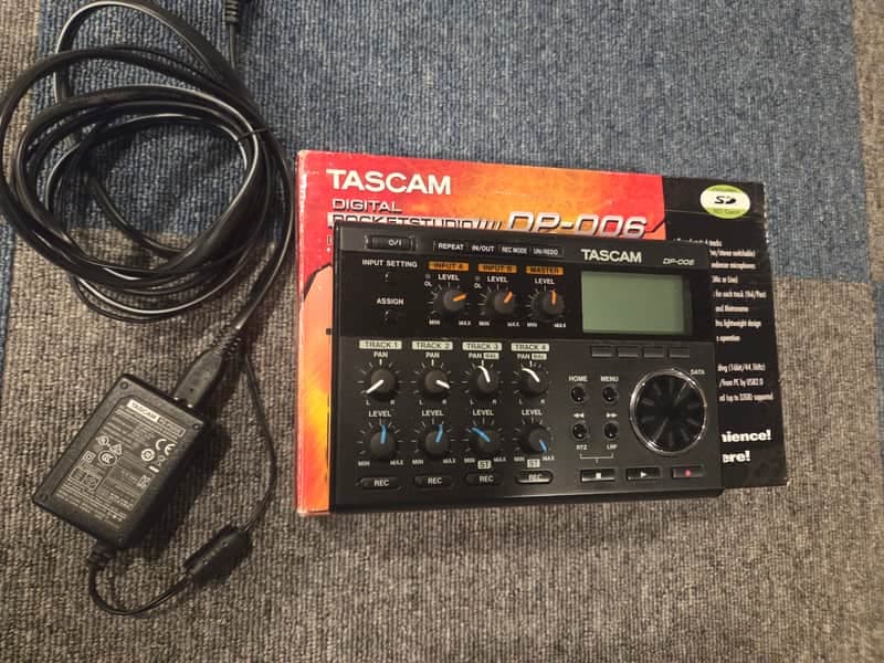 TASCAM DP-006 6-Track Digital Pocketstudio Recorder