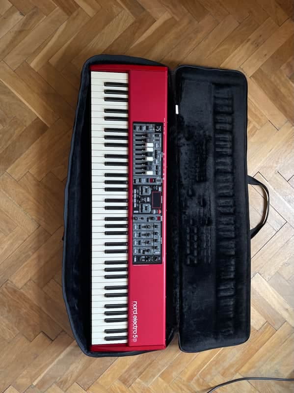 Nord Electro 5D SW73 Semi-Weighted 73-Key Digital Piano 2015 - 2018 - Red