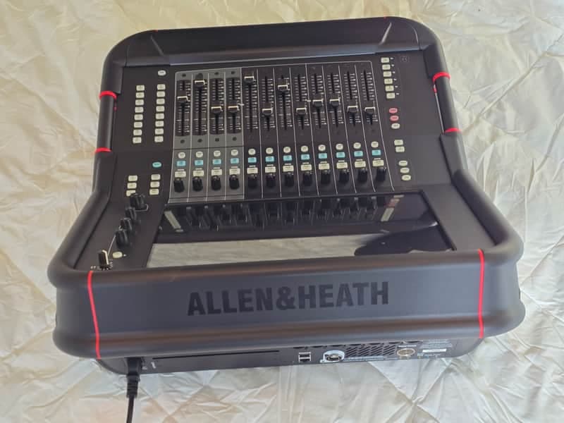 Allen & Heath AVANTIS solo 2019_ 2023 - Black