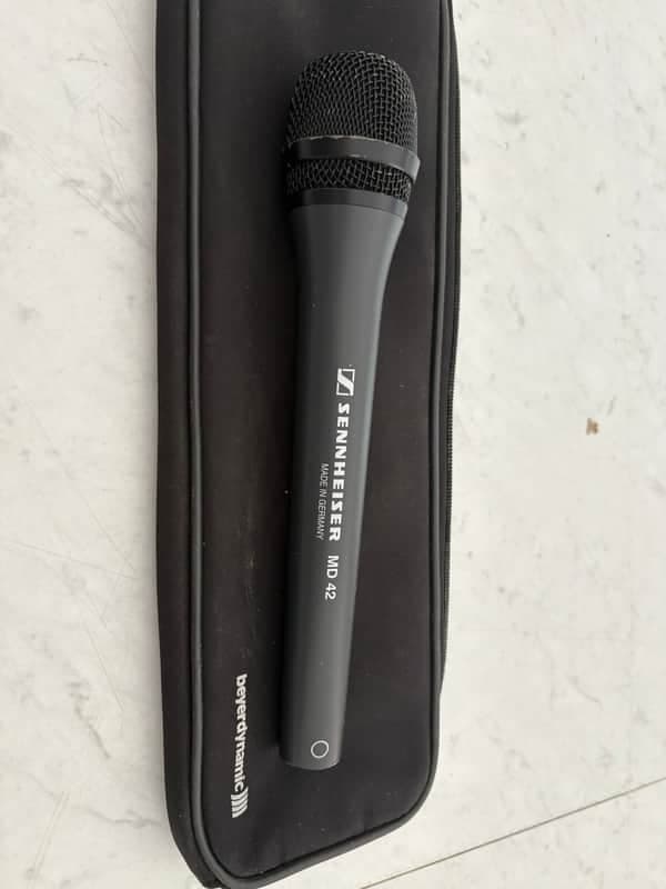 Sennheiser MD42 Handheld Dynamic Omnidirectional Field Microphone 2010s - Black