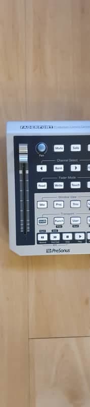 PreSonus Faderport USB DAW Transport Controller with Motorized Fader 2010s - Silver