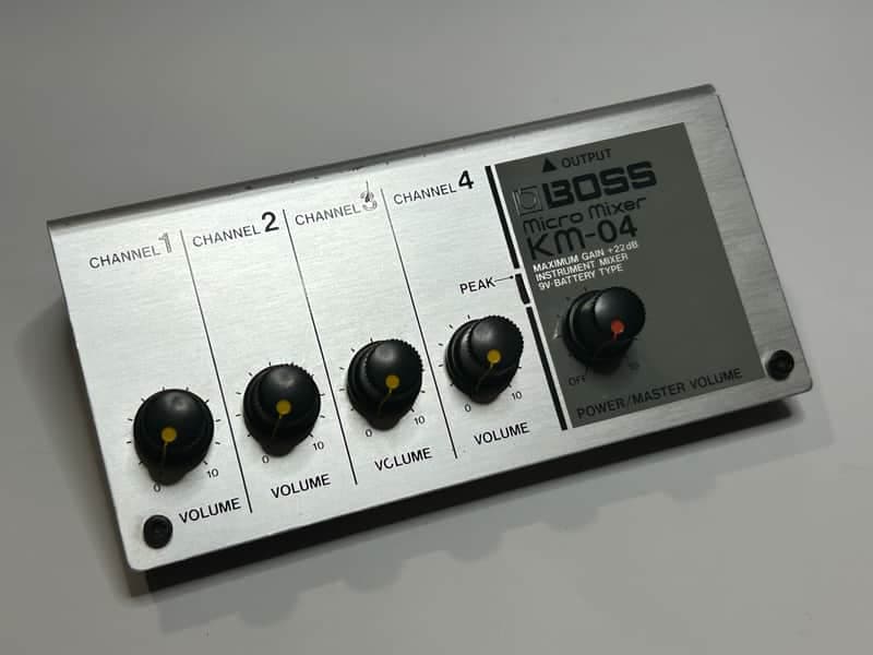 BOSS KM‑04 – Lo‑Fi Analog Mixer, Warm Saturation, Tested & Clean