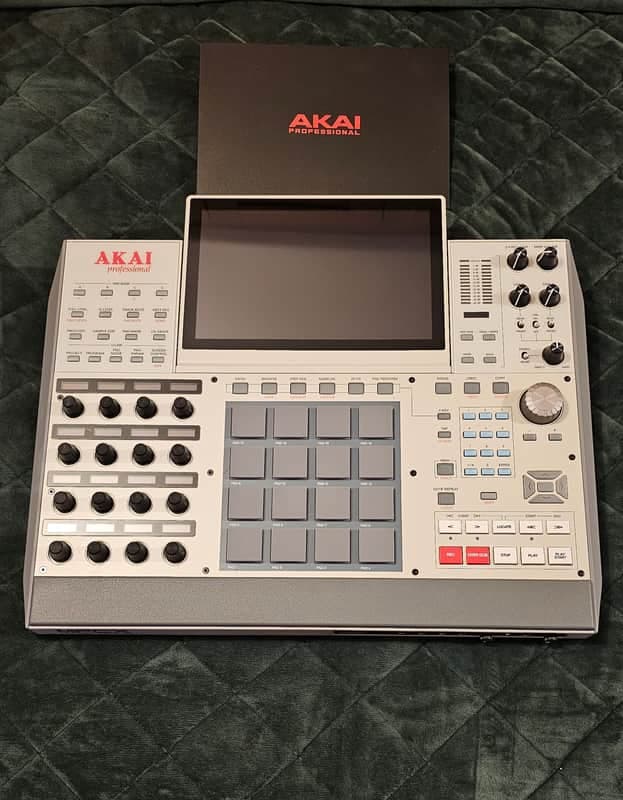Akai MPC X Special Edition Standalone Sampler / Sequencer 2023 - Present - Grey